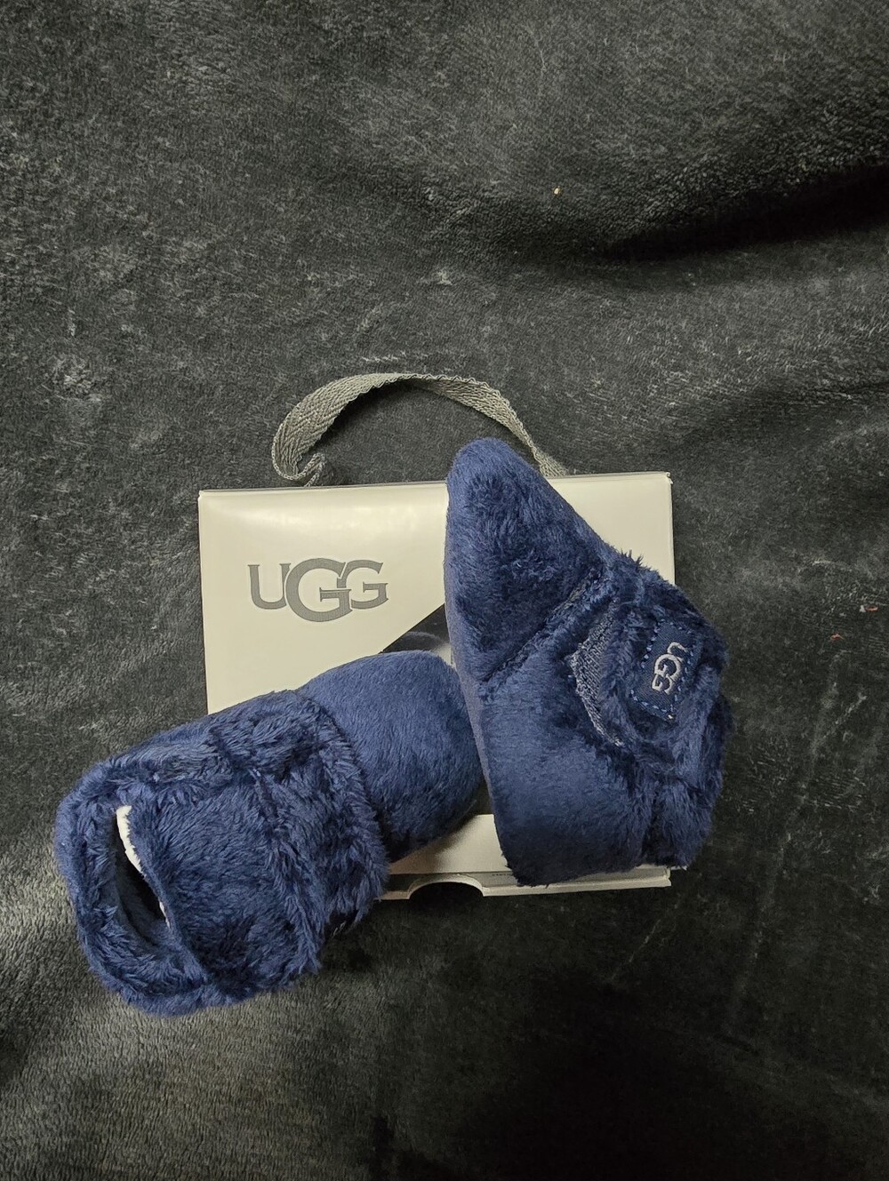 Brand New Ugg Bixbee Slippers